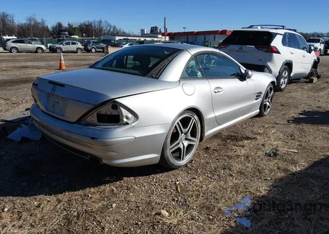 2003 Mercedes-Benz Sl 500 z USA, uszkodzony, nr VIN WDBSK75FX3F026632